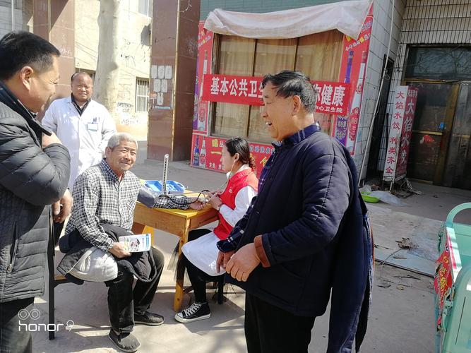 送醫(yī)送健康——牙里中心衛(wèi)生院為常住居民開展常見病健康咨詢